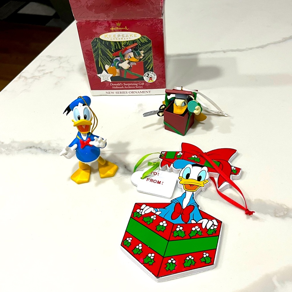 Donald Duck Ornaments